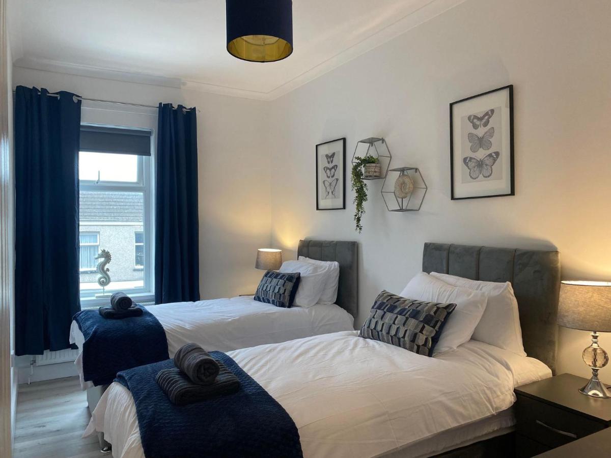 The Retreats 2 Kenfig Hill Pet Friendly 2 Bedroom Flat With King Size Bed Twin Beds And Sofa Bed Sleeps Up To 5 People Exterior foto